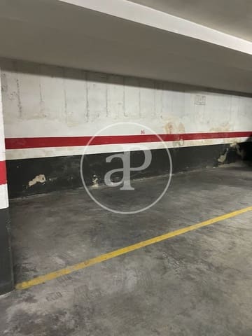 1 slaapkamer Appartement te huur in Cabanyal-Canyamelar, Valencia stad met garage - € 1.400 (Ref: 9920516)