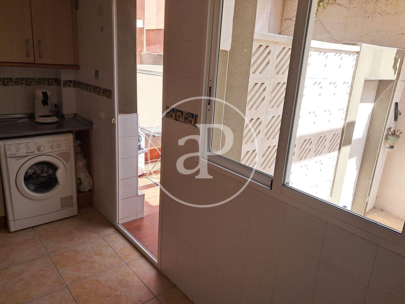 3 Zimmer Apartment zu vermieten in Alicante / Alacant Stadt mit Pool - 1.700 € (Ref: 9920517)