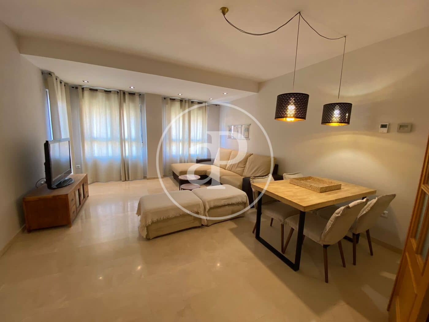 Apartamento de 3 habitaciones en València ciudad en alquiler con piscina garaje - 3.000 € (Ref: 9922375)