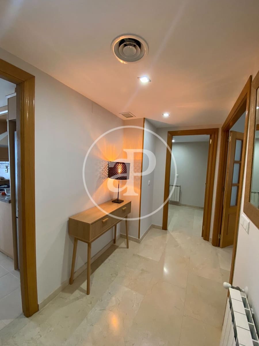 Apartamento de 3 habitaciones en València ciudad en alquiler con piscina garaje - 3.000 € (Ref: 9922375)