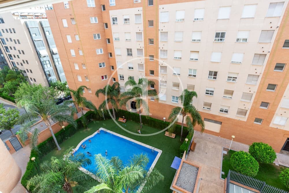 3 quarto Apartamento para arrendar em Valencia cidade com piscina garagem - 2 500 € (Ref: 9922375)
