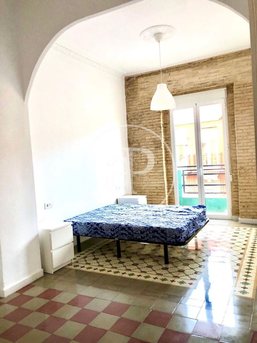3 slaapkamer Appartement te huur in Valencia stad - € 1.600 (Ref: 9922376)