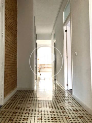 3 slaapkamer Appartement te huur in Russafa, Valencia stad - € 1.600 (Ref: 9922376)