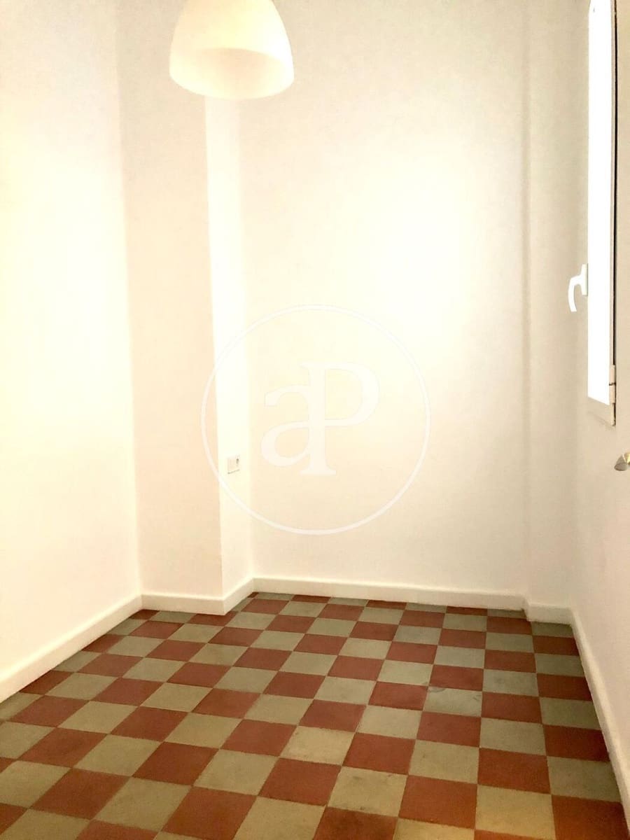 3 slaapkamer Appartement te huur in Valencia stad - € 1.600 (Ref: 9922376)