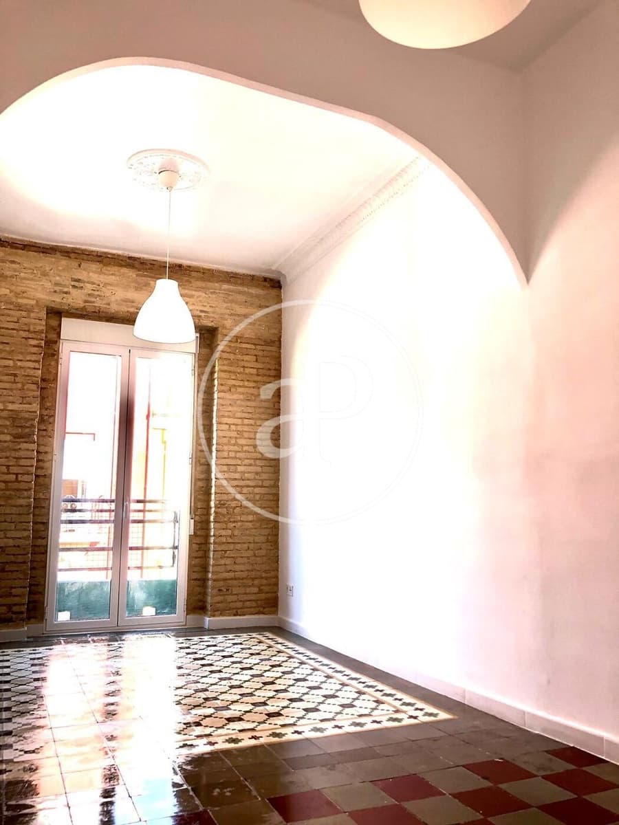 3 slaapkamer Appartement te huur in Valencia stad - € 1.600 (Ref: 9922376)