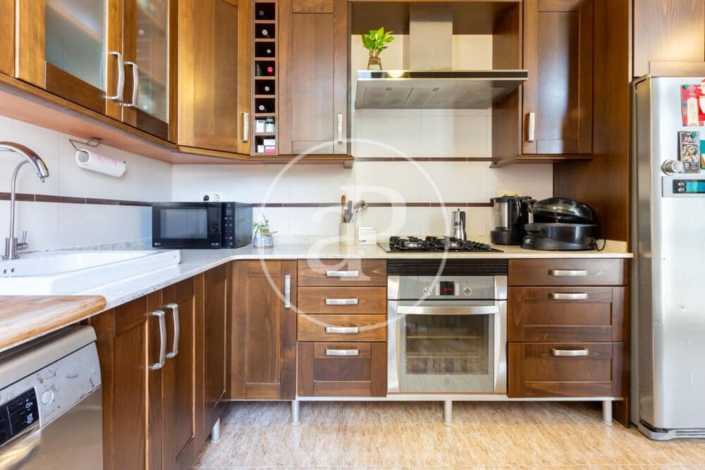 4 soveværelse Lejlighed til salg i Valencia by - € 640.000 (Ref: 9927504)