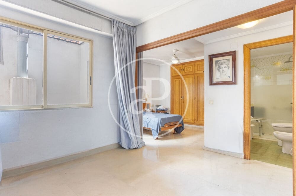 3 soveværelse Lejlighed til salg i Valencia by - € 650.000 (Ref: 9927505)