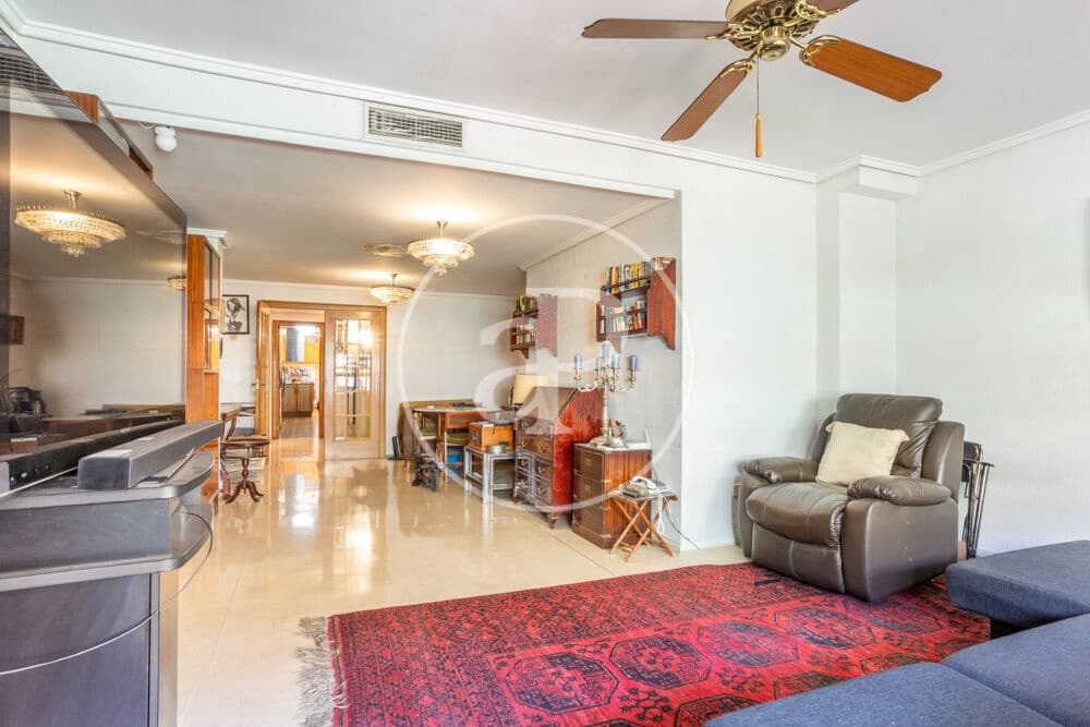 3 soveværelse Lejlighed til salg i Valencia by - € 650.000 (Ref: 9927505)