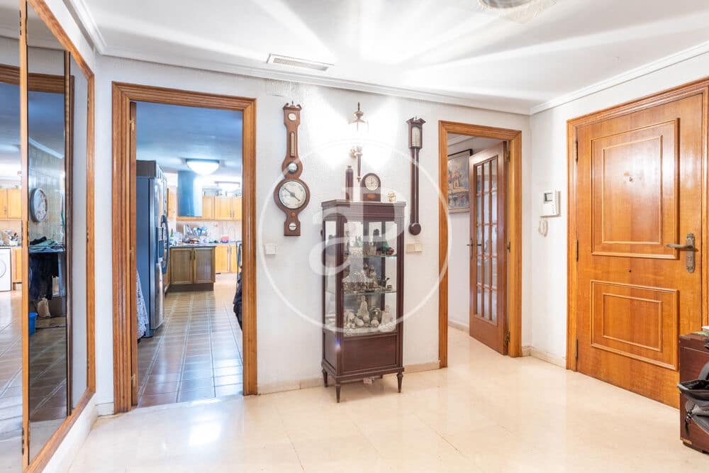 3 soveværelse Lejlighed til salg i Valencia by - € 650.000 (Ref: 9927505)