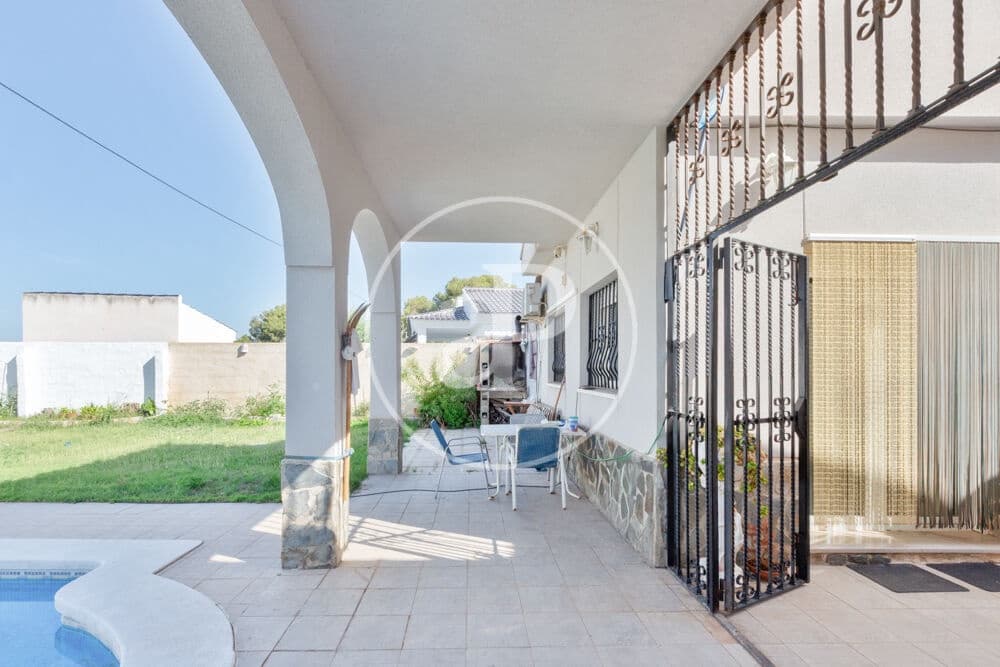 3 quarto Moradia para venda em Olocau com piscina - 359 000 € (Ref: 9929471)