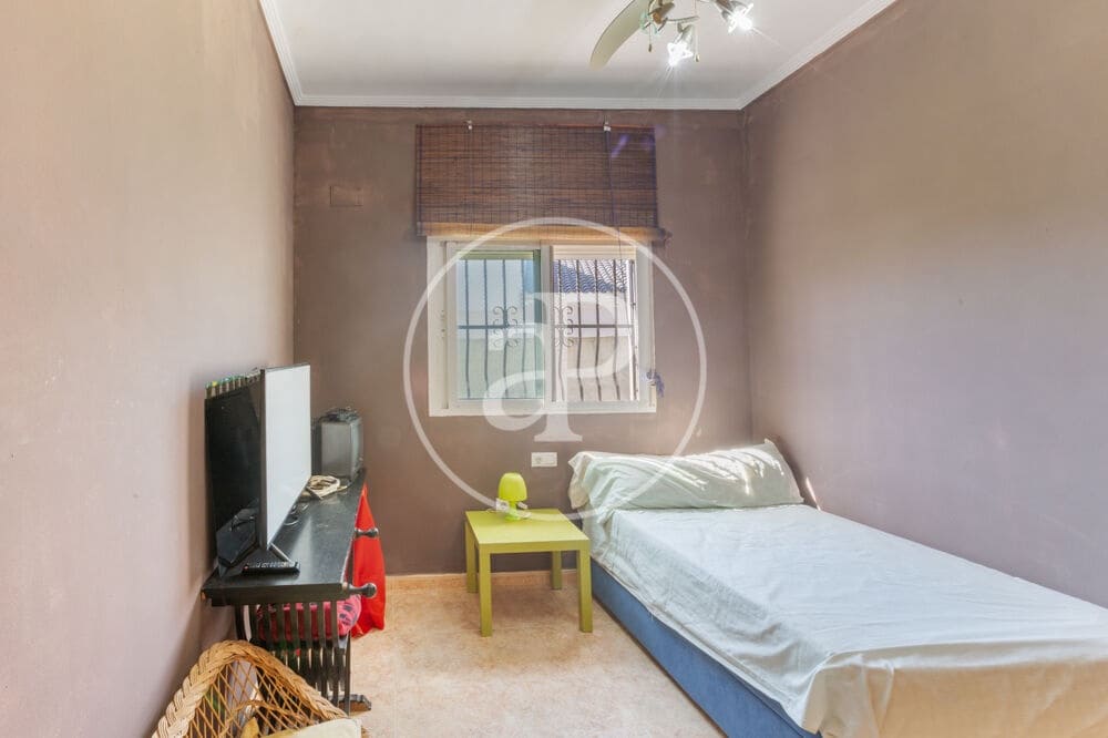 3 quarto Moradia para venda em Olocau com piscina - 359 000 € (Ref: 9929471)