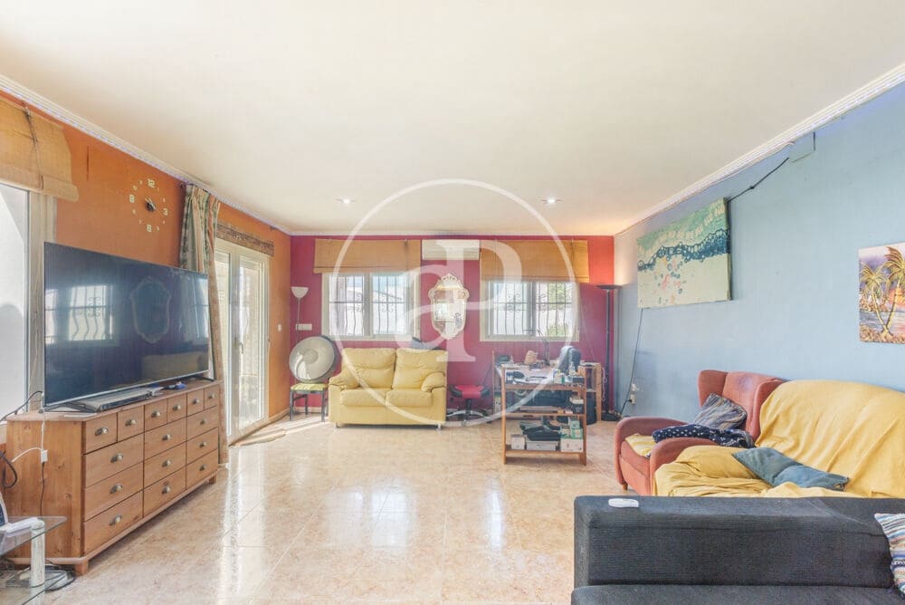 3 quarto Moradia para venda em Olocau com piscina - 359 000 € (Ref: 9929471)