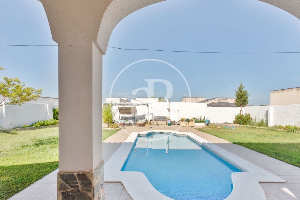 3 quarto Moradia para venda em Olocau com piscina - 359 000 € (Ref: 9929471)