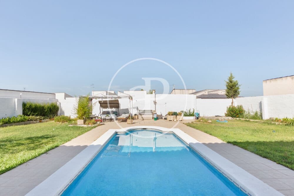3 quarto Moradia para venda em Olocau com piscina - 359 000 € (Ref: 9929471)