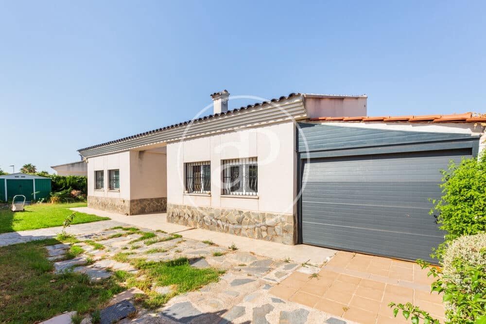 3 quarto Moradia para venda em Olocau com piscina - 359 000 € (Ref: 9929471)
