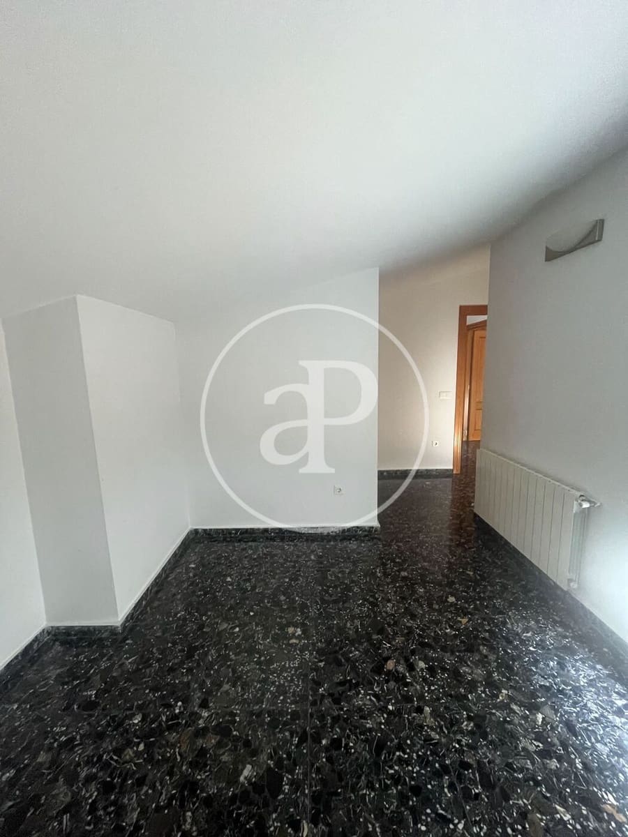 5 makuuhuone Huoneisto vuokrattavana paikassa Valencia kaupunki mukana 
autotalli - 2 400 € (Ref: 9929473)