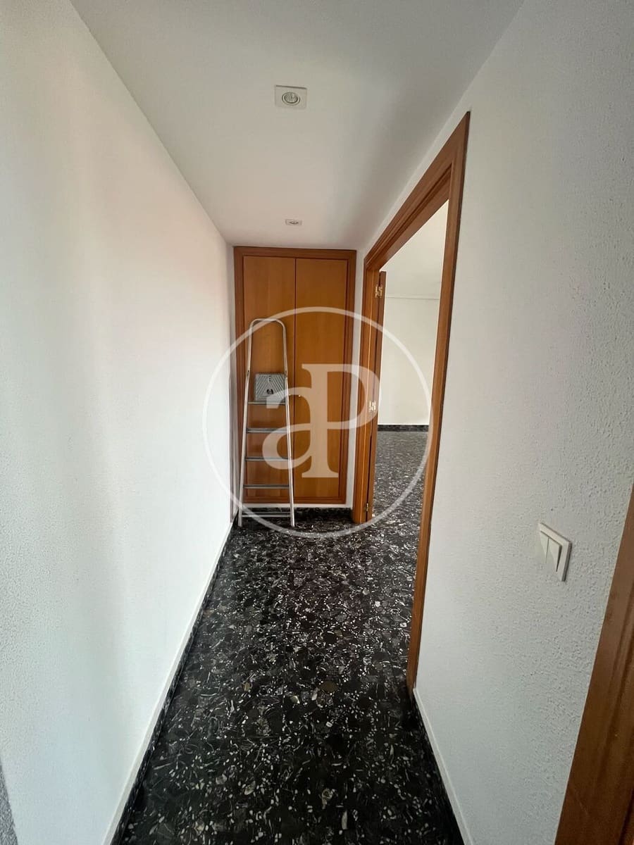 5 makuuhuone Huoneisto vuokrattavana paikassa Valencia kaupunki mukana 
autotalli - 2 400 € (Ref: 9929473)