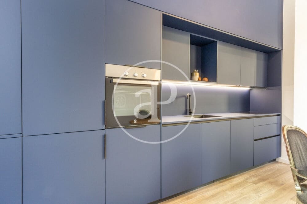 3 bedroom Villa for rent in Valencia city with pool - € 2,900 (Ref: 9929474)