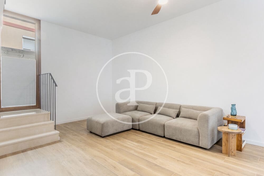 3 bedroom Villa for rent in Valencia city with pool - € 2,900 (Ref: 9929474)
