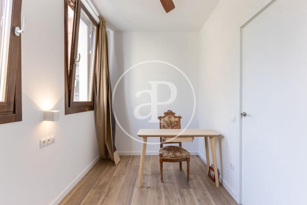 3 bedroom Villa for rent in Valencia city with pool - € 2,900 (Ref: 9929474)