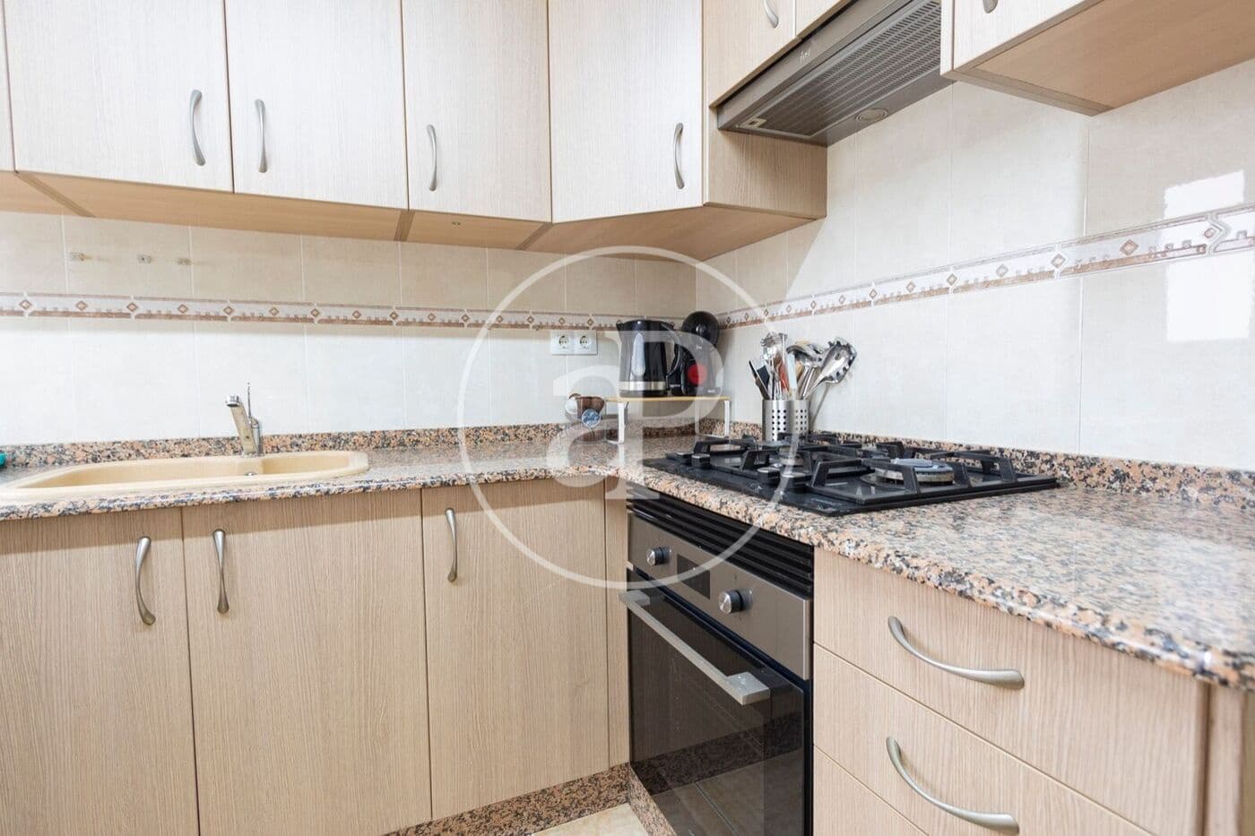 4 Zimmer Apartment zu vermieten in Valencia Stadt - 1.400 € (Ref: 9934496)