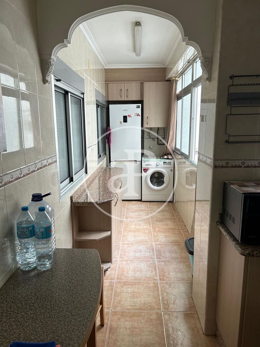 4 Zimmer Apartment zu vermieten in Valencia Stadt - 1.400 € (Ref: 9934496)