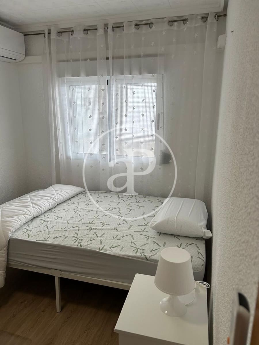 4 Zimmer Apartment zu vermieten in Valencia Stadt - 1.400 € (Ref: 9934496)