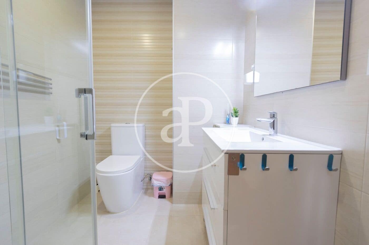 4 Zimmer Apartment zu vermieten in Valencia Stadt - 1.400 € (Ref: 9934496)