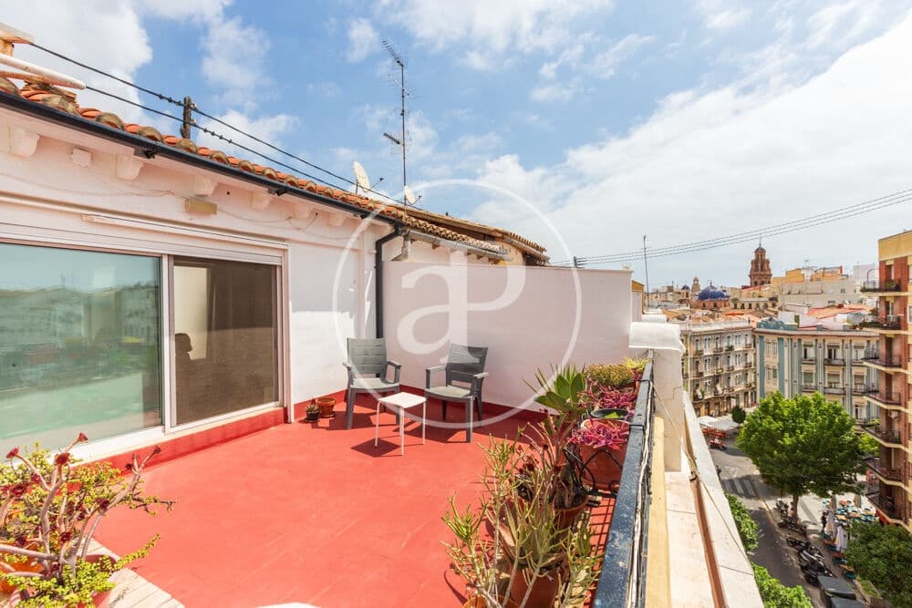 2 bedroom Penthouse for sale in Valencia city - € 495,000 (Ref: 9934497)