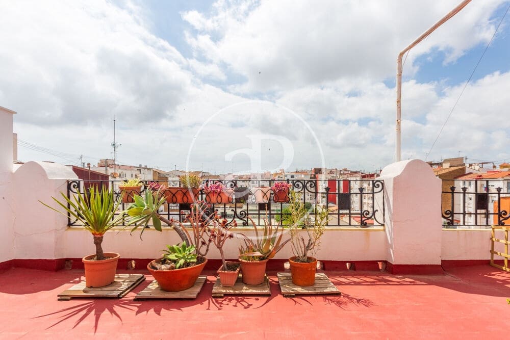 2 bedroom Penthouse for sale in Valencia city - € 495,000 (Ref: 9934497)
