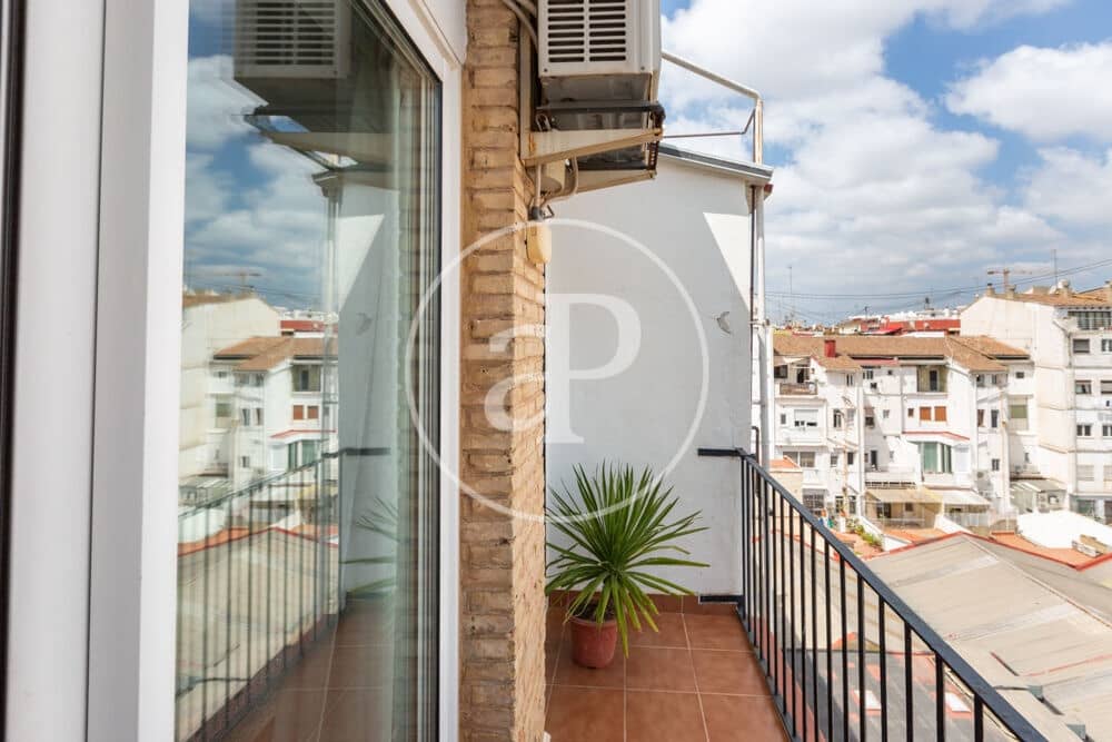 2 bedroom Penthouse for sale in Valencia city - € 495,000 (Ref: 9934497)