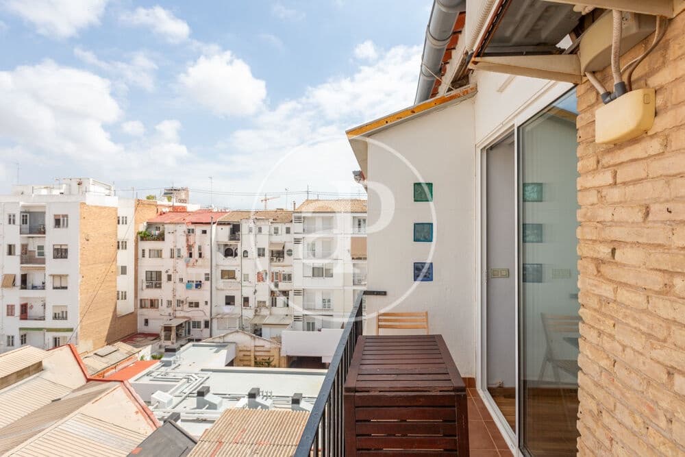 2 bedroom Penthouse for sale in Valencia city - € 495,000 (Ref: 9934497)