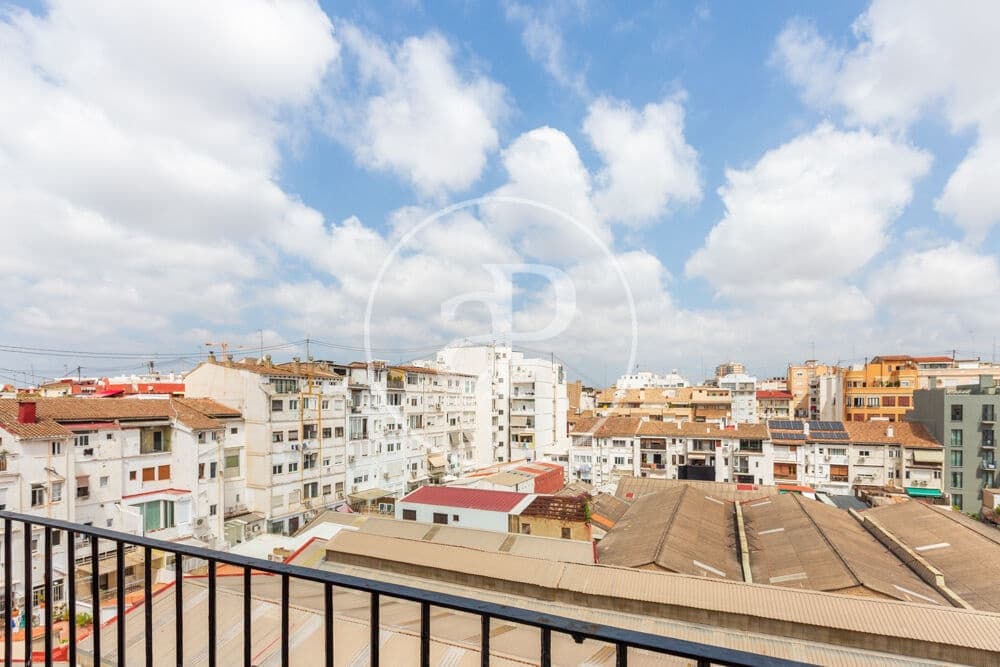 2 bedroom Penthouse for sale in Valencia city - € 495,000 (Ref: 9934497)