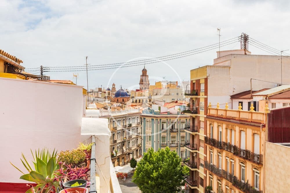 2 bedroom Penthouse for sale in Valencia city - € 495,000 (Ref: 9934497)