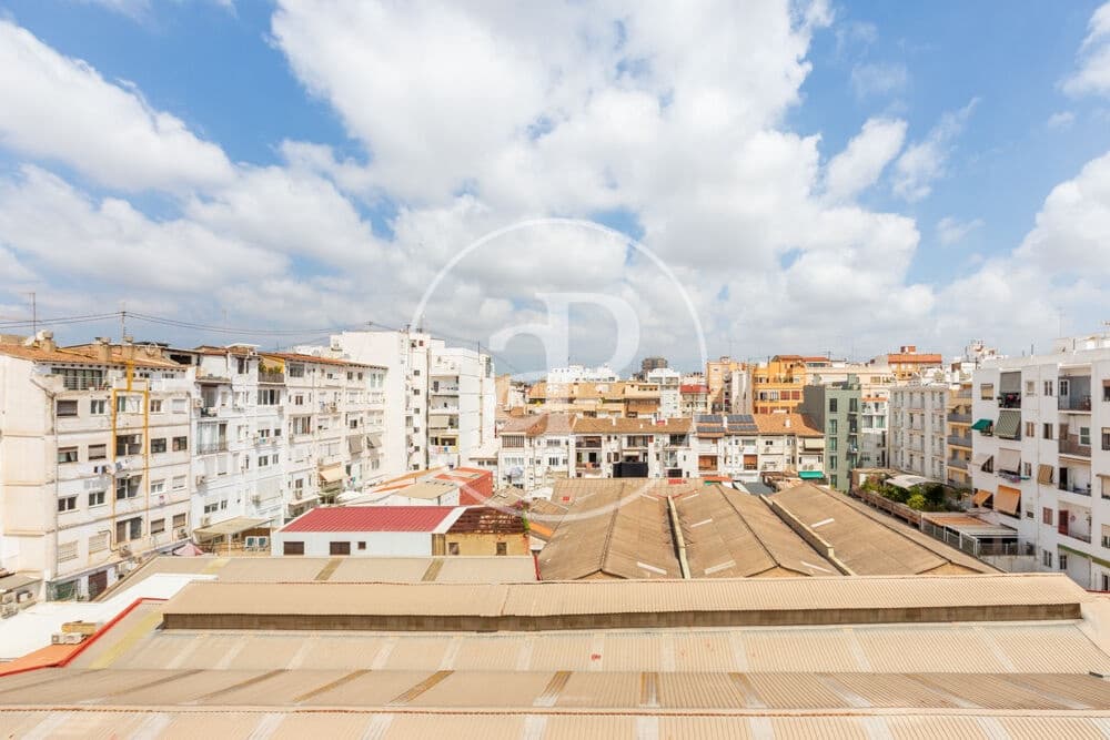 2 bedroom Penthouse for sale in Valencia city - € 495,000 (Ref: 9934497)