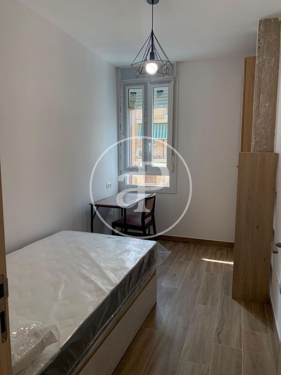 4 bedroom Apartment for rent in Valencia city - € 2,100 (Ref: 9934498)