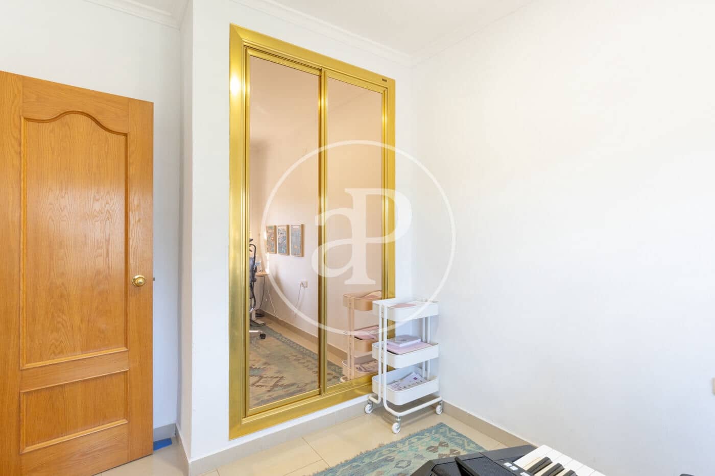 6 bedroom Villa for sale in L'Eliana with pool - € 525,000 (Ref: 9934499)