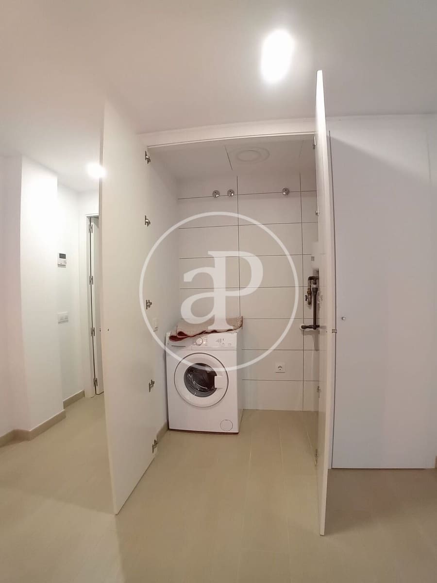Apartamento de 2 habitaciones en València ciudad en alquiler - 1.250 € (Ref: 9934500)