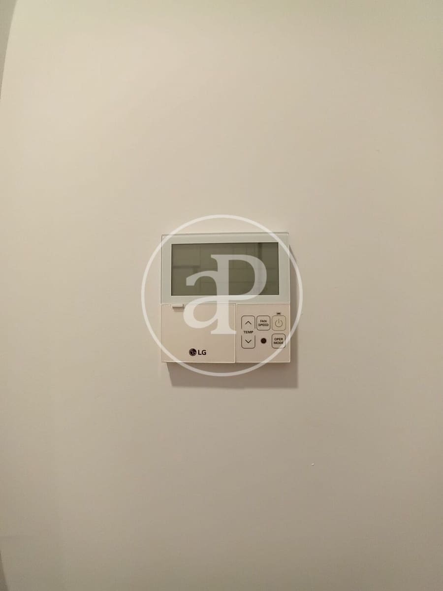 Apartamento de 2 habitaciones en València ciudad en alquiler - 1.250 € (Ref: 9934500)