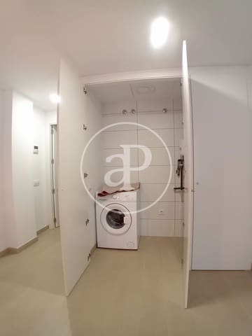 Apartamento de 2 habitaciones en Jesus, València ciudad en alquiler - 1.250 € (Ref: 9934500)