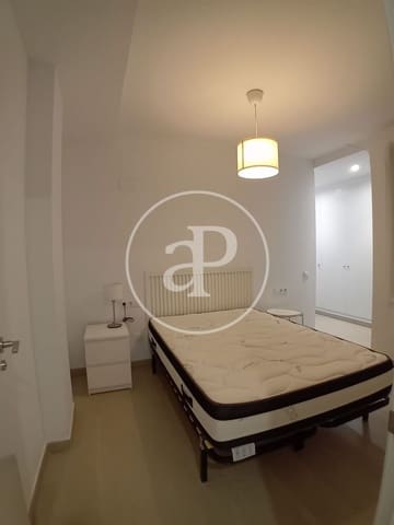 Apartamento de 2 habitaciones en Jesus, València ciudad en alquiler - 1.250 € (Ref: 9934500)