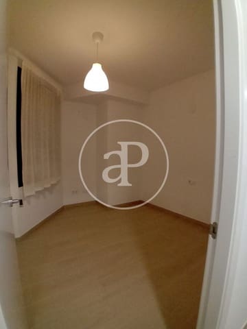 Apartamento de 2 habitaciones en Jesus, València ciudad en alquiler - 1.250 € (Ref: 9934500)