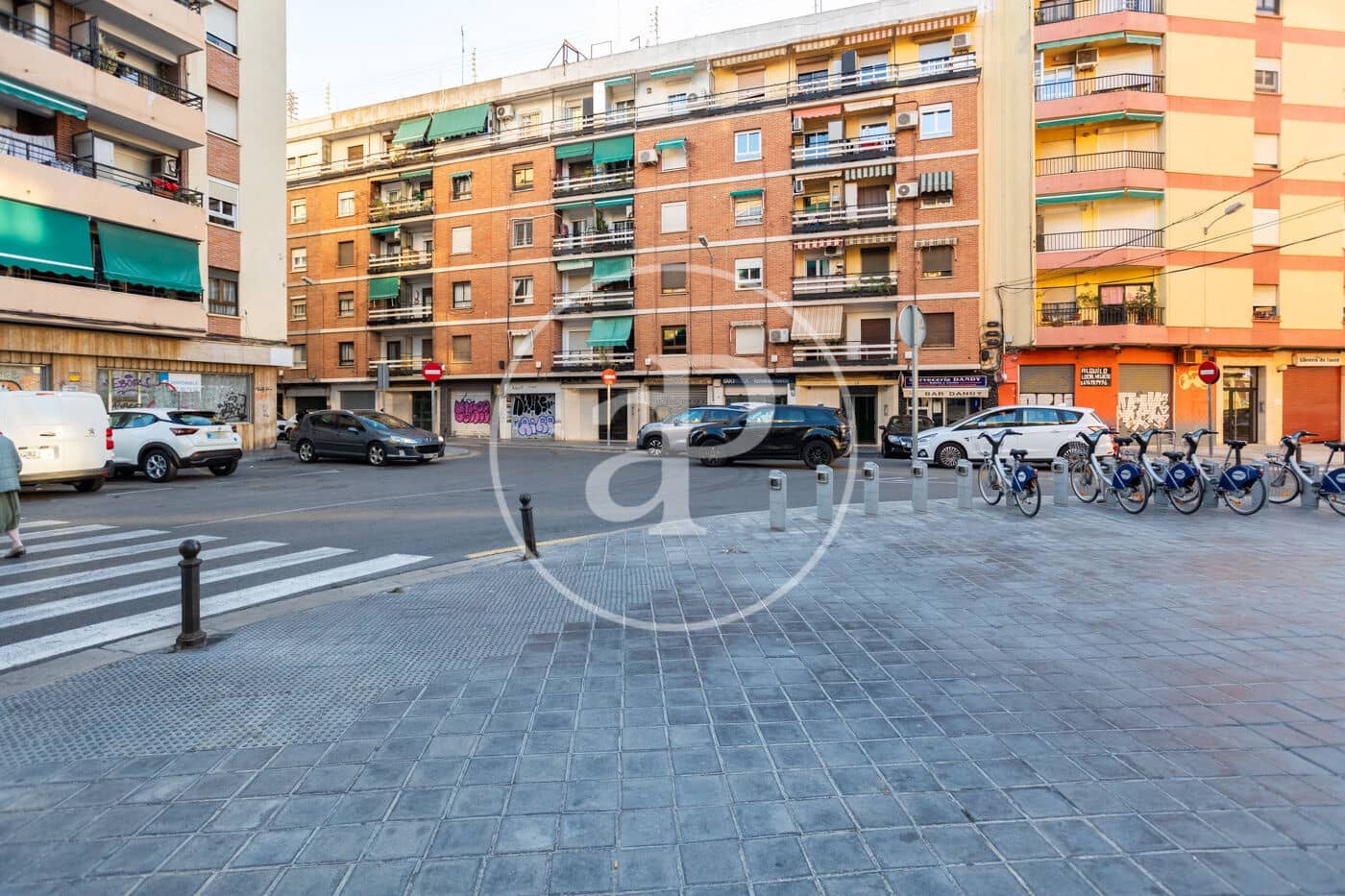 Apartamento de 2 habitaciones en València ciudad en alquiler - 1.250 € (Ref: 9934500)