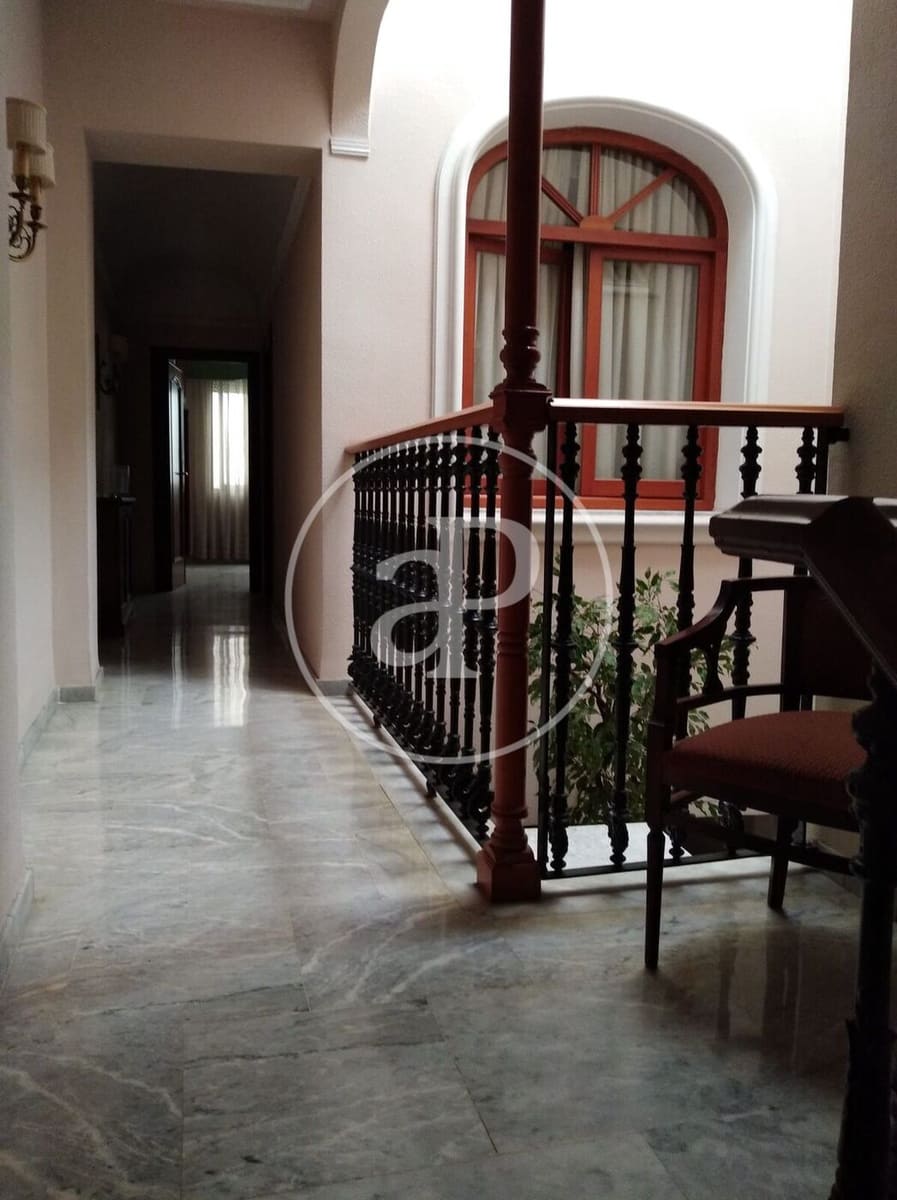 6 bedroom Villa for sale in Castello de la Plana - € 600,000 (Ref: 9936467)