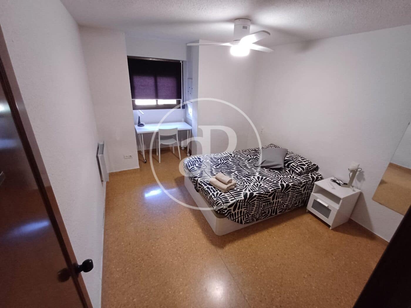 4 bedroom Apartment for rent in Valencia city - € 2,150 (Ref: 9938277)