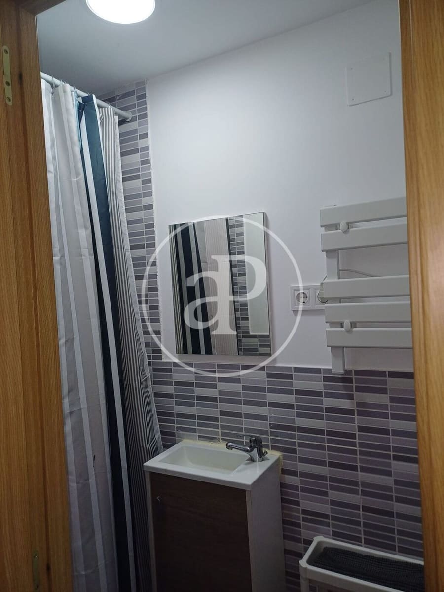 3 bedroom Apartment for rent in Valencia city - € 1,440 (Ref: 9938278)