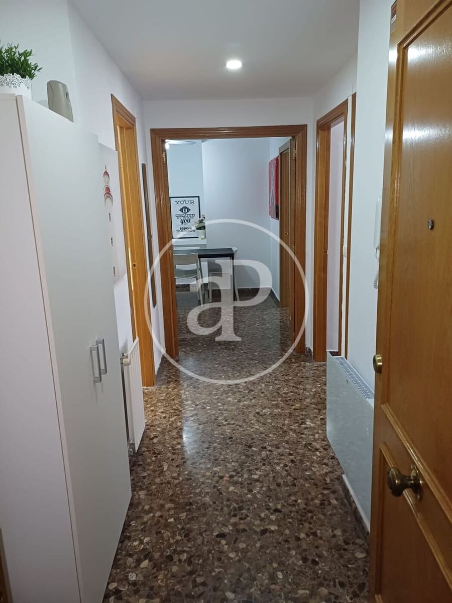 3 bedroom Apartment for rent in Valencia city - € 1,440 (Ref: 9938278)