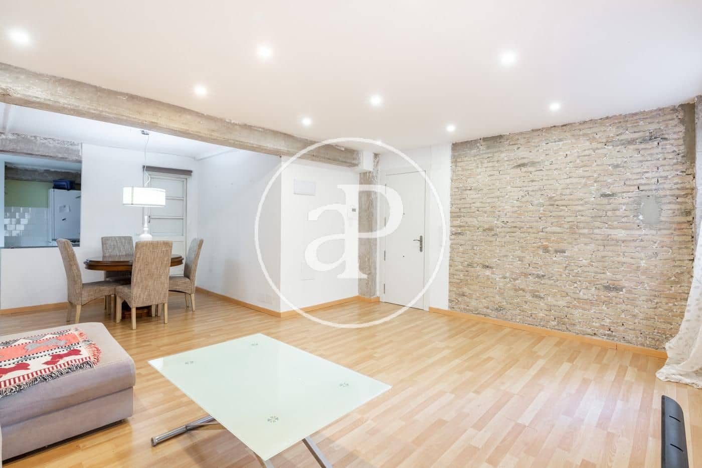 2 bedroom Apartment for rent in Valencia city - € 1,250 (Ref: 9938279)