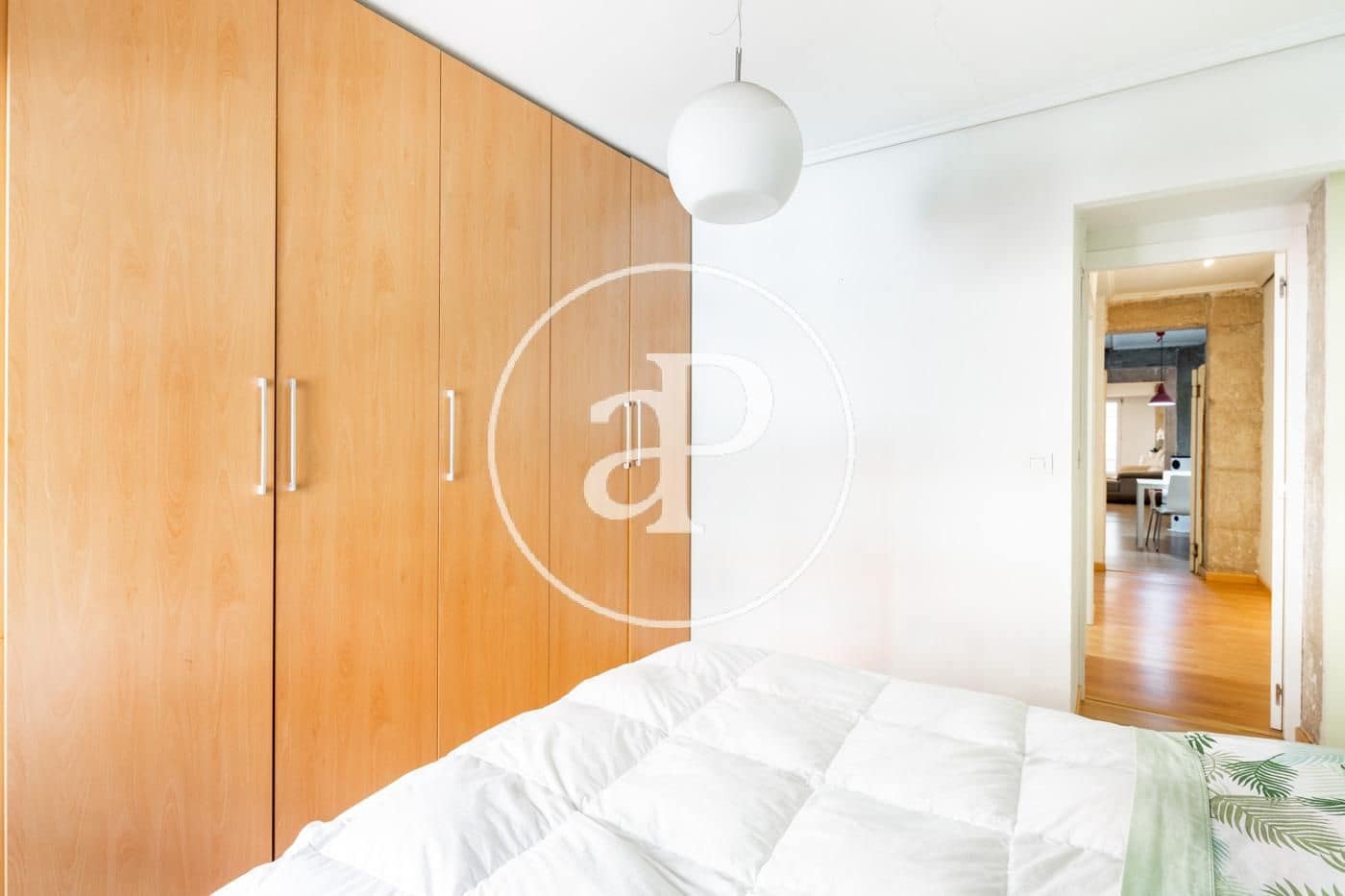 2 bedroom Apartment for rent in Valencia city - € 1,250 (Ref: 9938279)