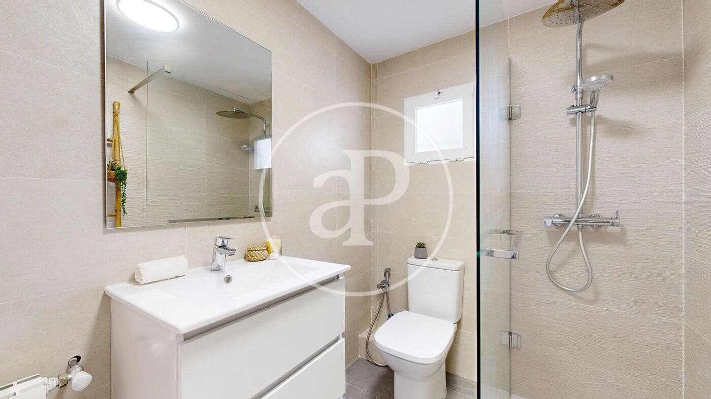 4 Zimmer Apartment zu vermieten in Valencia Stadt - 1.900 € (Ref: 9938280)